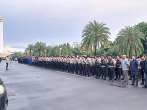 988 Polisi Dikerahkan Amankan Tablig Akbar Milad Jakmania di Monas