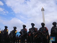 Ramai-Ramai Polisi Kumpul di Monas, Ada Apa?