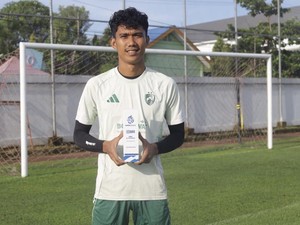 Kiper PSM Hilman Syah Sabet Best Save Super League November 2025