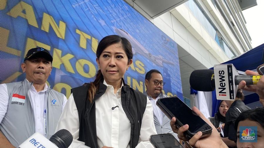 Menteri Komunikasi dan Digital Meutya Hafid dalam kegiatan Pelaksanaan Apel Bersama Posko Siaga Kualitas Layanan Telekomunikasi Natal Tahun 2025 dan Tahun Baru 2026, Jakarta, Jumat (19/12/2025). (CNBC Indonesia/Novina Putri Bestari)