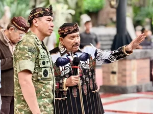 AM Hendropriyono Sambut Pangdam Jaya di Kraton Majapahit Jakarta