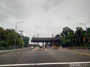 Pengelola Perbaiki Tol Merak Rusak Jelang Mudik Lebaran, Ungkap Kendalanya