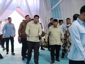 Prabowo Hadiri Akad Massal 50 Ribu Rumah Subsidi di Serang