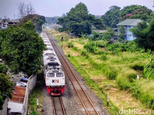 Libur Nataru, Okupansi Kereta di Daop 2 Bandung Tembus 63 Persen