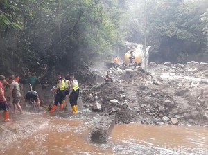 Wisata Guci di Tegal Diterjang Banjir Lagi, Kolam Hancur dan Jembatan Putus