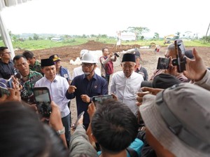 Kunjungi Mojokerto, Mendes Yandri Minta Sukseskan Kopdes dan MBG