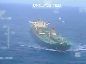 Video: Momen Helikopter AS Cegat Kapal Tanker di Laut Karibia