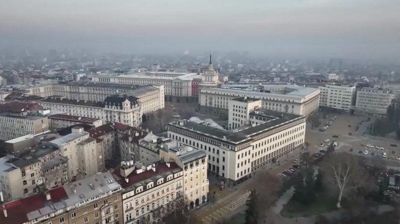 A woman shops inside a Lidl store, as prices are displayed in both the Bulgarian lev and euro currencies, ahead of Bulgaria's adoption of the euro on January 1, 2026, in Sofia, Bulgaria, December 18, 2025. REUTERS/Fedja Grulovic