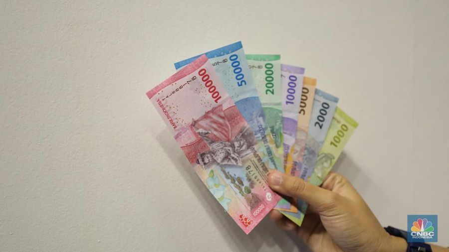 Ilustrasi tips dan etika pinjam uang ke teman. (CNBC Indonesia/File)