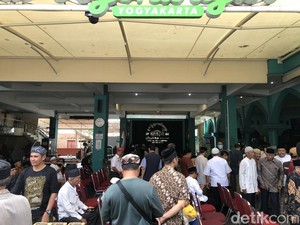 Pesan Terakhir Ketua Takmir Masjid Jogokariyan, Ada soal Bantuan ke Sumatera