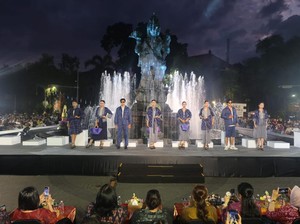 Denfest 2025 Beri Panggung untuk Desainer Fesyen Lokal