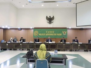 Hakim PT Agama Kupang Dipecat gegara Penipuan Modus Loloskan Ujian CPNS