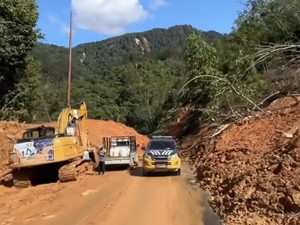 Video: Momen Evakuasi Warga Terisolasi Banjir Susulan di Tapanuli Tengah