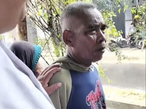 Video Viral Seorang Bapak Panik Buru-buru Pulang gegara Diumumkan Meninggal