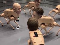 Robot Badan Anjing Kepala Elon Musk Laku Rp 1,6 Miliar