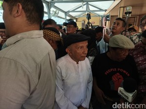 Amien Rais Hadiri Sidang Citizen Lawsuit Ijazah Jokowi di PN Solo