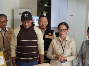 Menteri P2MI Sambut Jenazah PMI Korban Kebakaran Hong Kong di Soetta