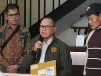 Menteri P2MI Sambut Jenazah PMI Korban Kebakaran Hong Kong di Soetta