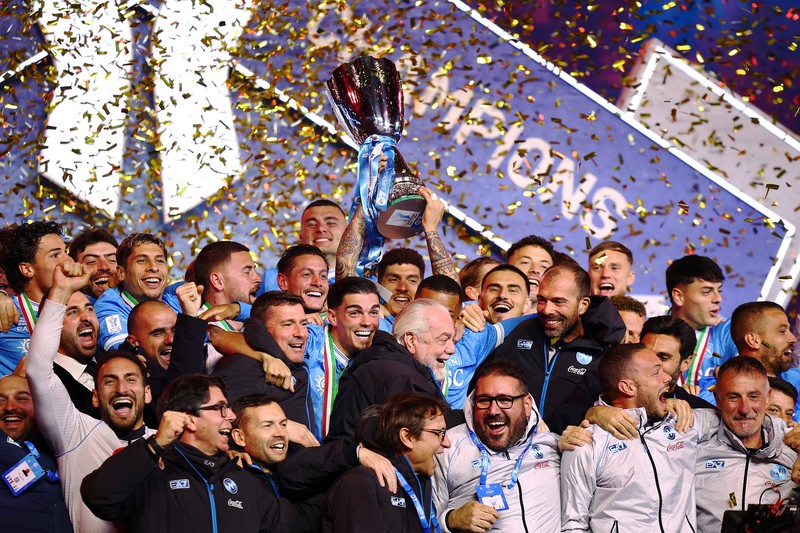 Napoli menjuarai Piala Super Italia setelah mengatasi Bologna 2-0 pada partai final di Stadion Al-Awwal Park, Riyadh, Senin (22/12/2025) malam waktu setempat. (REUTERS/Guglielmo Mangiapane)