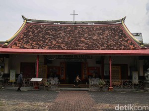 Indahnya Bangunan Gereja Bergaya Kelenteng di Permukiman Padat Penduduk Jakarta