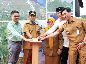 Gubernur Sulsel Groundbreaking Matano Belt Road Jadi Penghubung Lutim-Sulteng