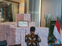 Penampakan Tumpukan Uang Penyelamatan Keuangan Negara oleh Kejagung