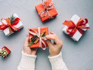 Kenapa Tukar Hadiah di Hari Natal? Ini Sejarah di Baliknya