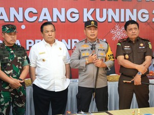 Kapolda Riau dan Forkopimda Cek Pos Pantau Via Vicon, Pastikan Keamanan Nataru