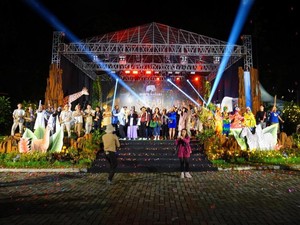 Rayakan Malam Tahun Baru 2026 dengan Spirit Afrika di Royal Safari Garden