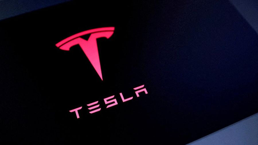 Tesla. (REUTERS/Dado Ruvic/Illustration/File Photo)