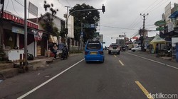 Video: One Way Arah Jakarta Diterapkan, Mobil Menuju Puncak Bogor Disetop
