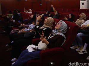 Video: Teater Bintang Planetarium Kembali Dibuka, Pengunjung Terharu Banget!