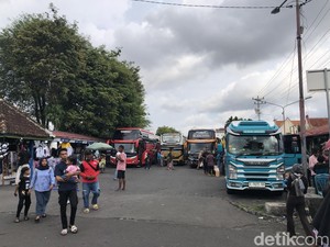 Update Data Kendaraan Masuk DIY Hari ini: Mobil-Bus Wisata Mendominasi