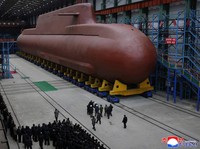 Tak Ada Natal di Korut, Kim Jong Un Sibuk Pamer Kapal Selam Nuklir