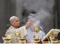 Vatikan Izinkan Umat Katolik Terima Donor Organ dari Hewan