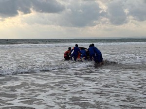 Maut di Pantai Pangandaran, Dua Wisatawan Tewas Saat Nataru