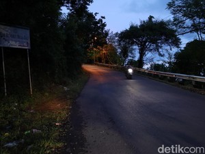 Sering Kecelakaan Truk, Tanjakan Goa Gong Akan Dipasangi Gapura Besi