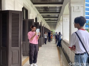 Lawang Sewu Semarang Ramai Wisatawan Siang Ini, Pengunjung: Worth It