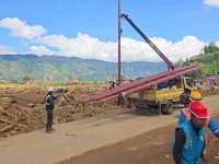 PLN Terus Upayakan Pulihkan Listrik Warga Terisolasi di Aceh