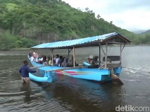 Menikmati Liburan di Pantai Dampar, Naik Perahu hingga Kulineran Seafood