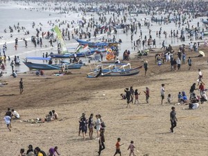 Prediksi Dishub Jabar: 21,2 Juta Warga Bepergian saat Libur Nataru