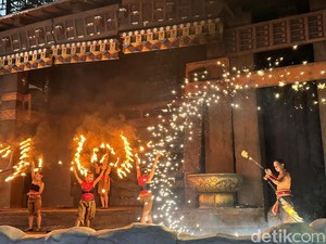 Rise of The Warrior, Pertunjukan Spektakuler Akhir Tahun di Trans Studio Bali