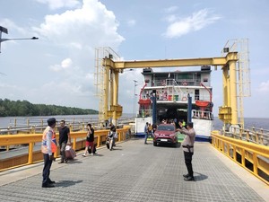 Polres Siak Intens Patroli Perketat Keamanan Pelabuhan di Momen Nataru