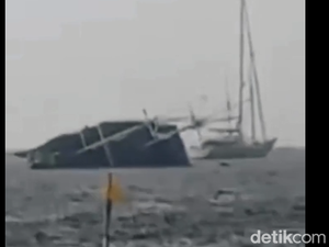 Kapal Pinisi Tenggelam di Bali gegara Angin Kencang