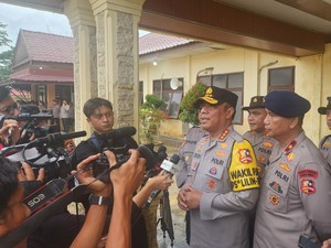 Wakapolri Kunjungi Aceh Tamiang, Minta Fokus Buka Jalur Bantuan Logistik