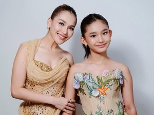 Dapat Rezeki Lebih, Ayu Ting Ting Ajak Bilqis Liburan Berdua ke China dan Korsel