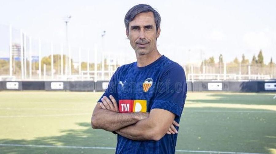 Pelatih Tim B Wanita Los Che Fernando Martin. (Dok. Mundo Deportivo via Detikcom)