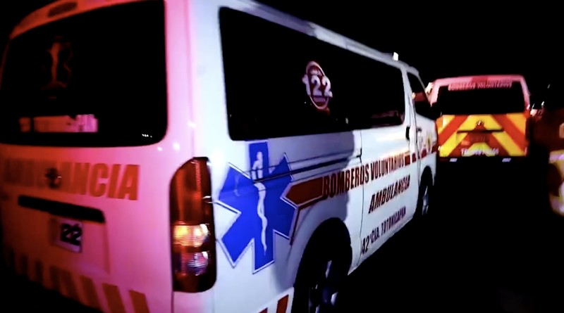 Sebanyak 15 orang tewas dan 19 lainnya luka-luka setelah sebuah bus penumpang kehilangan kendali dan jatuh ke jurang di wilayah Solola, Guatemala, pada Sabtu (27/12/2025). (Tangkapan Layar Video Reuters/)