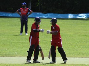 Cricket Putra Indonesia Perkasa Lawan Kamboja