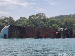Berbahaya, Bangkai Kapal Viking di Pangandaran Harus Dipindahkan